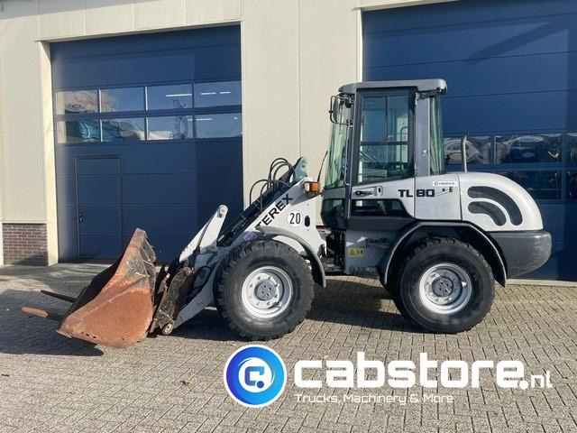 Terex TL 80 Wiellader - Bouwjaar 2008 - Urenstand 7490 - Palletvorken + Laadschop - Deutz Diesel - Натоварувач на тркала: слика 4 Terex TL 80 Wiellader - Bouwjaar 2008 - Urenstand 7490 - Palletvorken + Laadschop - Deutz Diesel - Натоварувач на тркала: слика 4