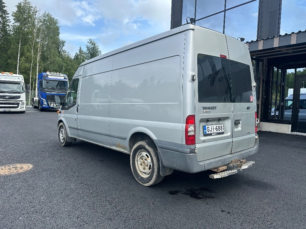 Ford Transit T350 4X4 huoltohyllyt  - Товарно комбе: слика 4 Ford Transit T350 4X4 huoltohyllyt  - Товарно комбе: слика 4