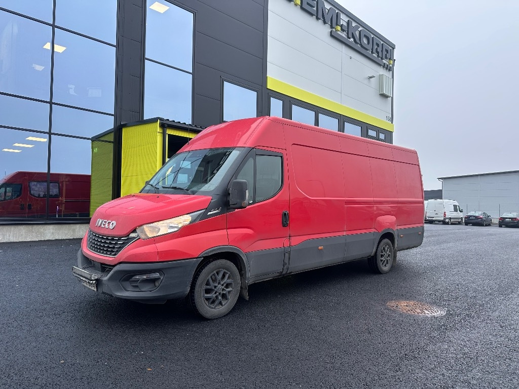 Iveco Daily 35S18A8 16m3 - Товарно комбе: слика 1 Iveco Daily 35S18A8 16m3 - Товарно комбе: слика 1