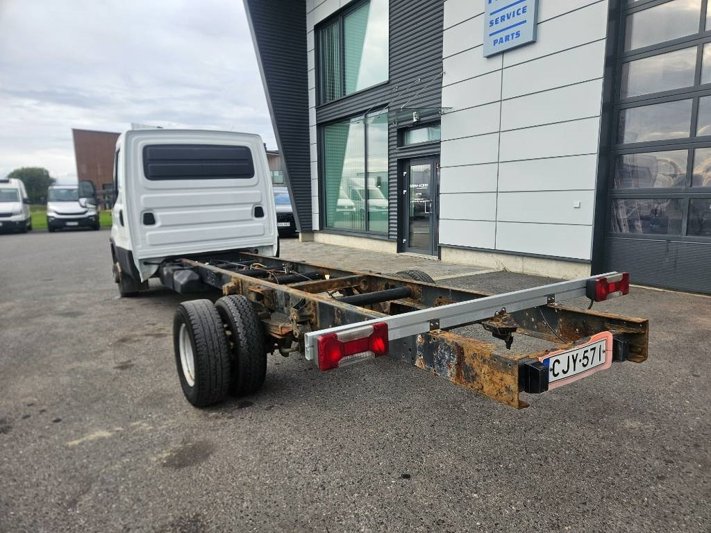 Iveco Daily 70C17 - Комбе фургон: слика 4 Iveco Daily 70C17 - Комбе фургон: слика 4
