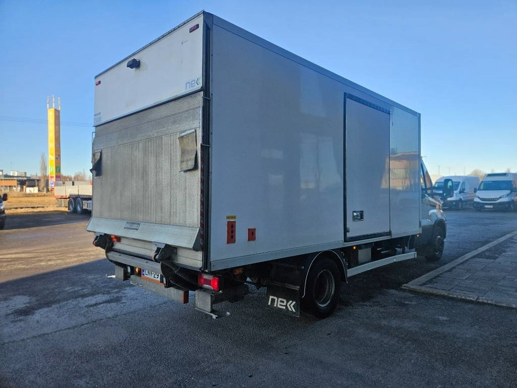 Iveco Daily 70C18 A8 - Комбе фургон: слика 3 Iveco Daily 70C18 A8 - Комбе фургон: слика 3