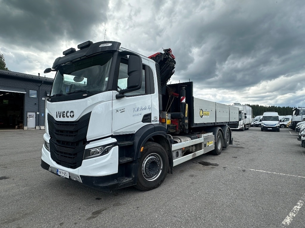 Iveco S-Way AD 260S48 - Камион со кран: слика 1 Iveco S-Way AD 260S48 - Камион со кран: слика 1