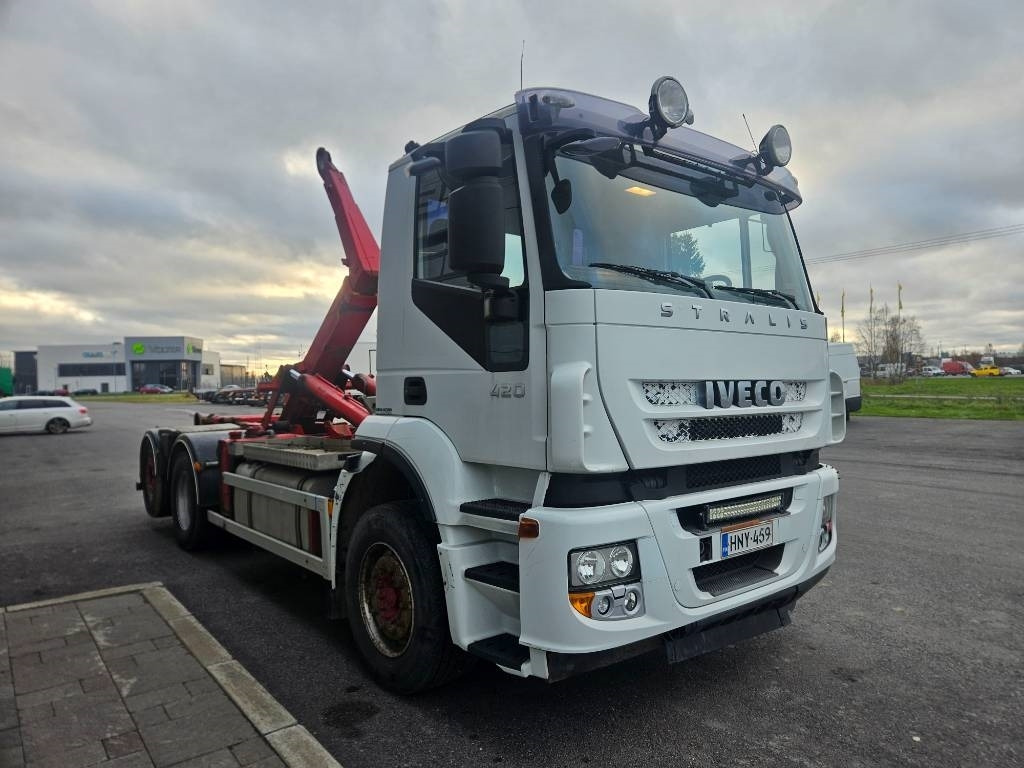 Iveco Stralis 260 S42 6x2*4  - Камион со кука за подигање: слика 2 Iveco Stralis 260 S42 6x2*4  - Камион со кука за подигање: слика 2
