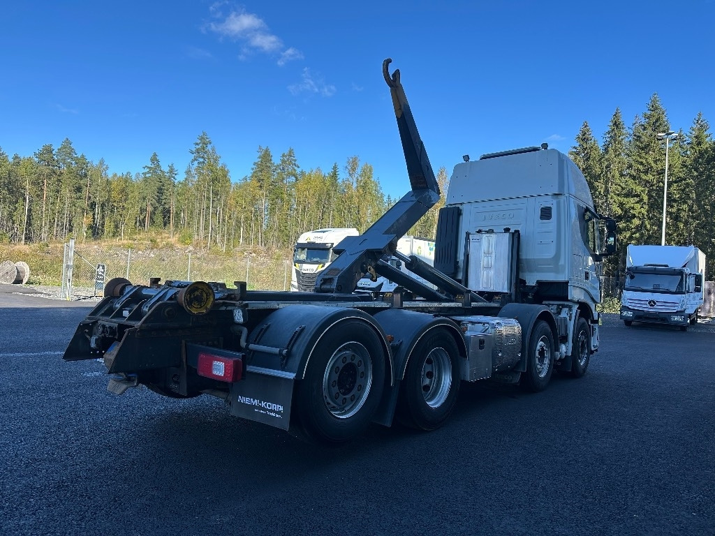 Iveco X-Way AS35S560 8x2 - Камион со кука за подигање: слика 4 Iveco X-Way AS35S560 8x2 - Камион со кука за подигање: слика 4