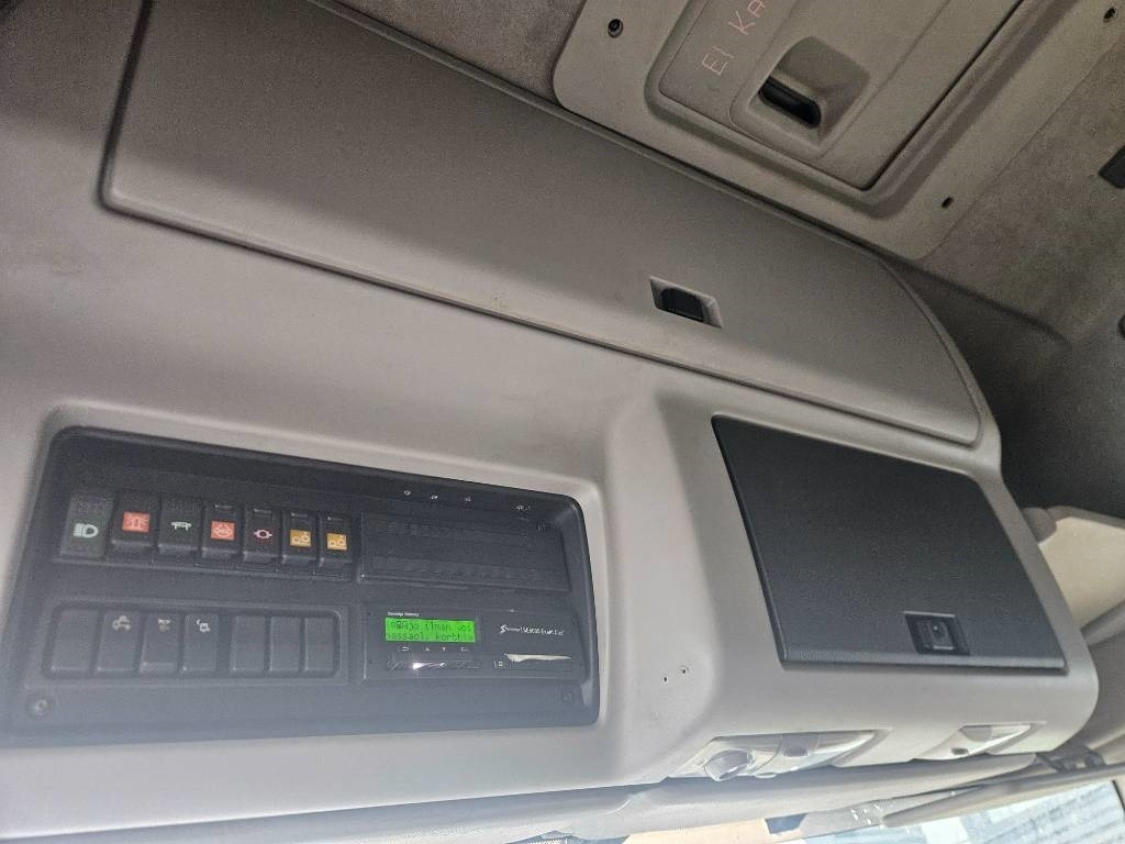 Лизинг на Sisu C600 8x4 kesla 2010  Sisu C600 8x4 kesla 2010: слика 13