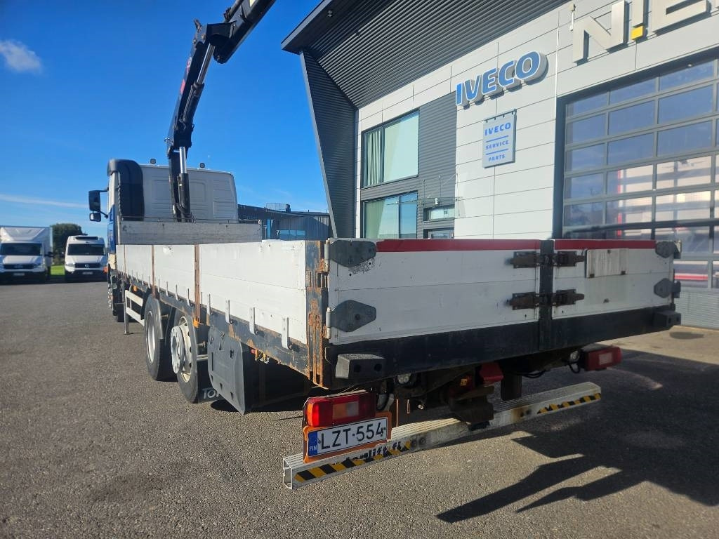 Volvo FH12 6x2 Hiab 166 kympitys 2029 asti - Камион со кран: слика 4 Volvo FH12 6x2 Hiab 166 kympitys 2029 asti - Камион со кран: слика 4