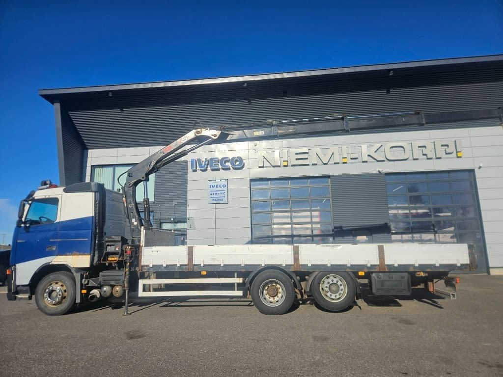 Volvo FH12 6x2 Hiab 166 kympitys 2029 asti - Камион со кран: слика 5 Volvo FH12 6x2 Hiab 166 kympitys 2029 asti - Камион со кран: слика 5