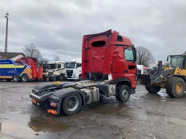 Mercedes Actros 1851 - Камион влекач: слика 3 Mercedes Actros 1851 - Камион влекач: слика 3