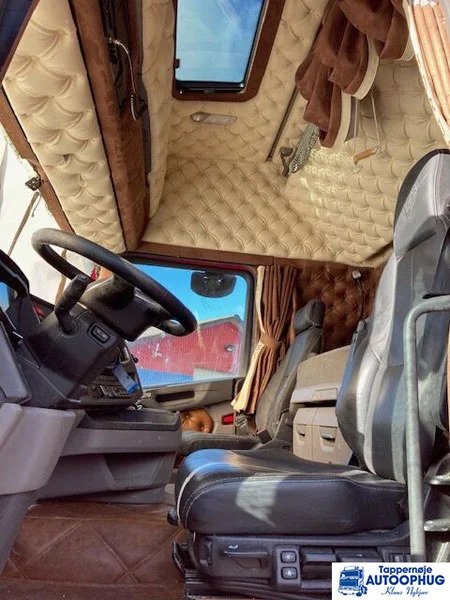 Scania R450 4X2 speciel interior - Камион влекач: слика 4 Scania R450 4X2 speciel interior - Камион влекач: слика 4