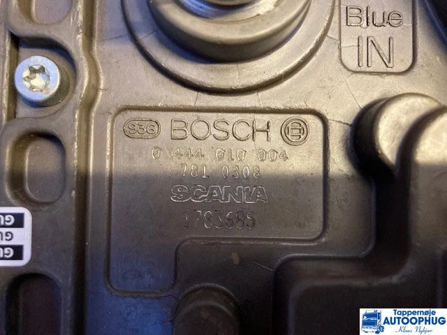 Scania Adblue pumpe EURO 5 P/N:1884225 - Издувен систем за Камион: слика 1 Scania Adblue pumpe EURO 5 P/N:1884225 - Издувен систем за Камион: слика 1