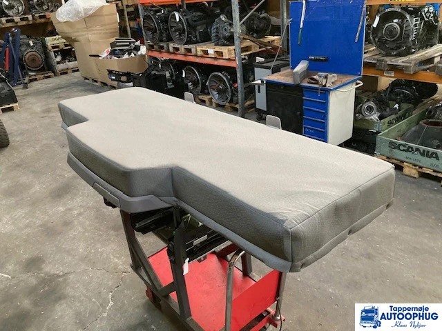 Scania Extendable bed – Scania 2674178 - Кабина и ентериер за Камион: слика 2 Scania Extendable bed – Scania 2674178 - Кабина и ентериер за Камион: слика 2