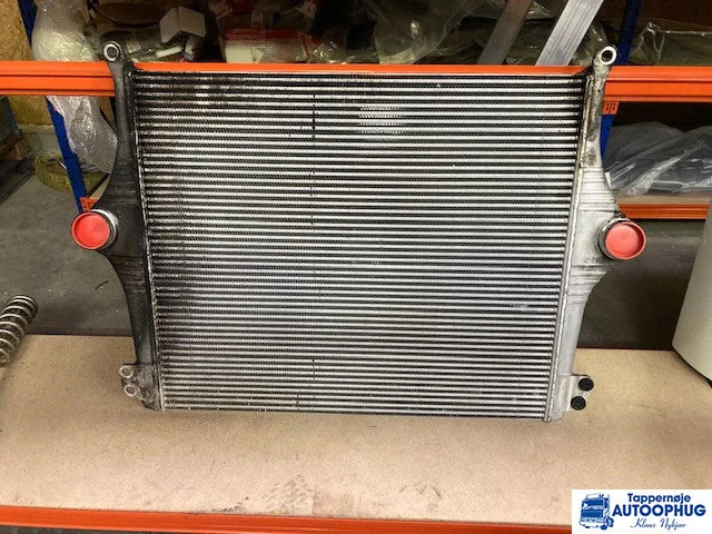 Scania Intercooler Scania 2898837 - Мотор и делови за Камион: слика 1 Scania Intercooler Scania 2898837 - Мотор и делови за Камион: слика 1