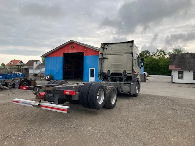 Scania R650 6X2 Retarder - Камион со кабинска шасија: слика 4 Scania R650 6X2 Retarder - Камион со кабинска шасија: слика 4