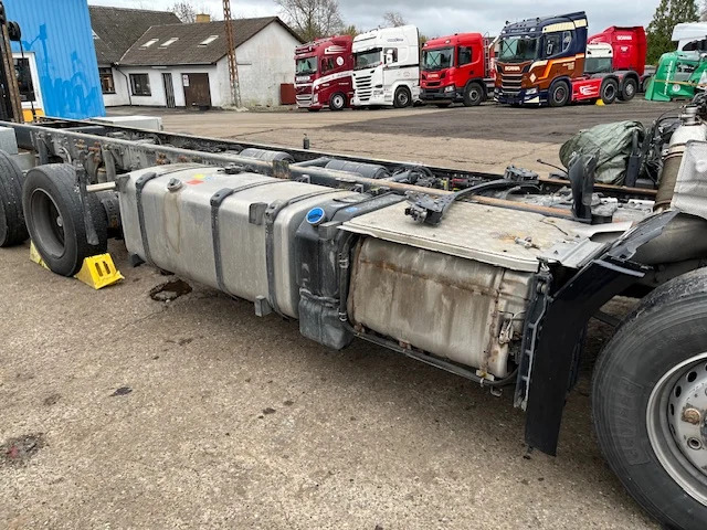 Scania S590 6X2 - Камион со кабинска шасија: слика 3 Scania S590 6X2 - Камион со кабинска шасија: слика 3