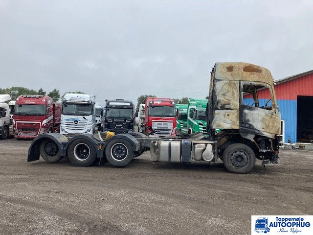 Volvo FH500 TC 8X2 - Камион со кабинска шасија: слика 2 Volvo FH500 TC 8X2 - Камион со кабинска шасија: слика 2