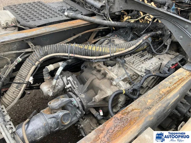 Volvo FH500 TC 8X2 - Камион со кабинска шасија: слика 3 Volvo FH500 TC 8X2 - Камион со кабинска шасија: слика 3