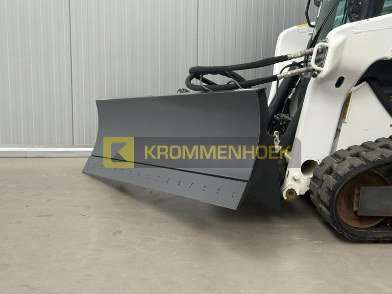 Bobcat 96 Dozer Blade 244 cm 6-weg blad - Сечило за Натоварувач: слика 2 Bobcat 96 Dozer Blade 244 cm 6-weg blad - Сечило за Натоварувач: слика 2