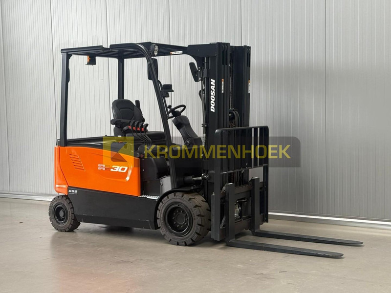 Лизинг на Doosan B 30 X-7 Plus Nieuwe Batterij 2025 ! Doosan B 30 X-7 Plus Nieuwe Batterij 2025 !: слика 6 Лизинг на Doosan B 30 X-7 Plus Nieuwe Batterij 2025 ! Doosan B 30 X-7 Plus Nieuwe Batterij 2025 !: слика 6