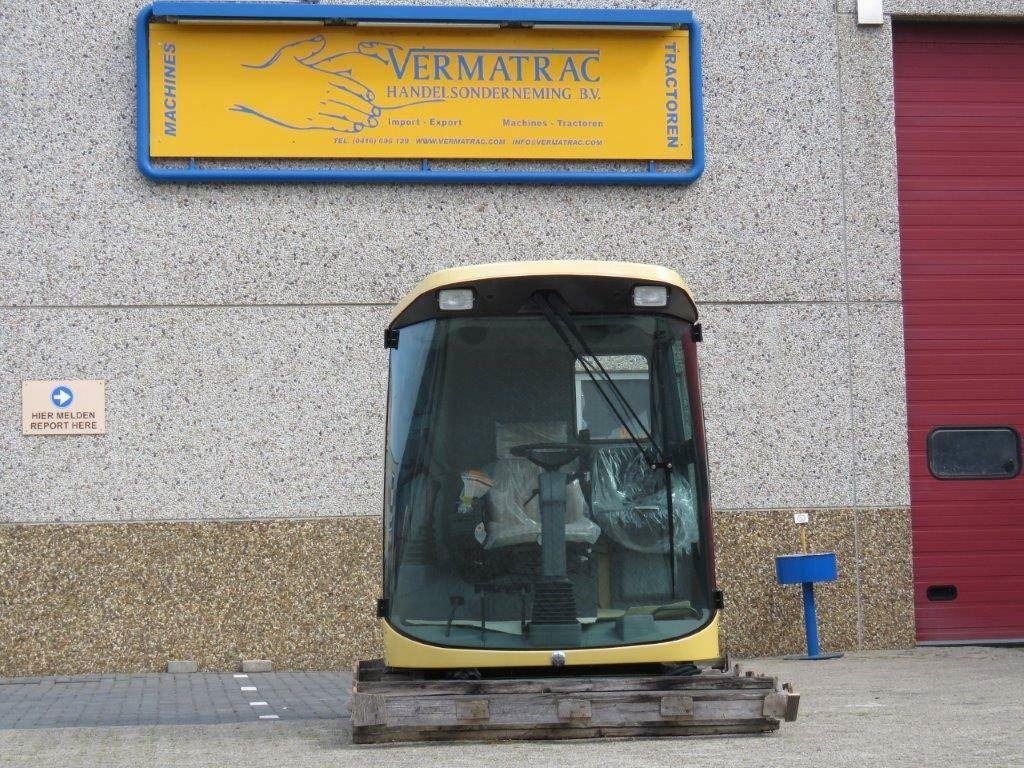 CNH Cabine - New Holland TX - Кабина за Земјоделска машина: слика 1 CNH Cabine - New Holland TX - Кабина за Земјоделска машина: слика 1