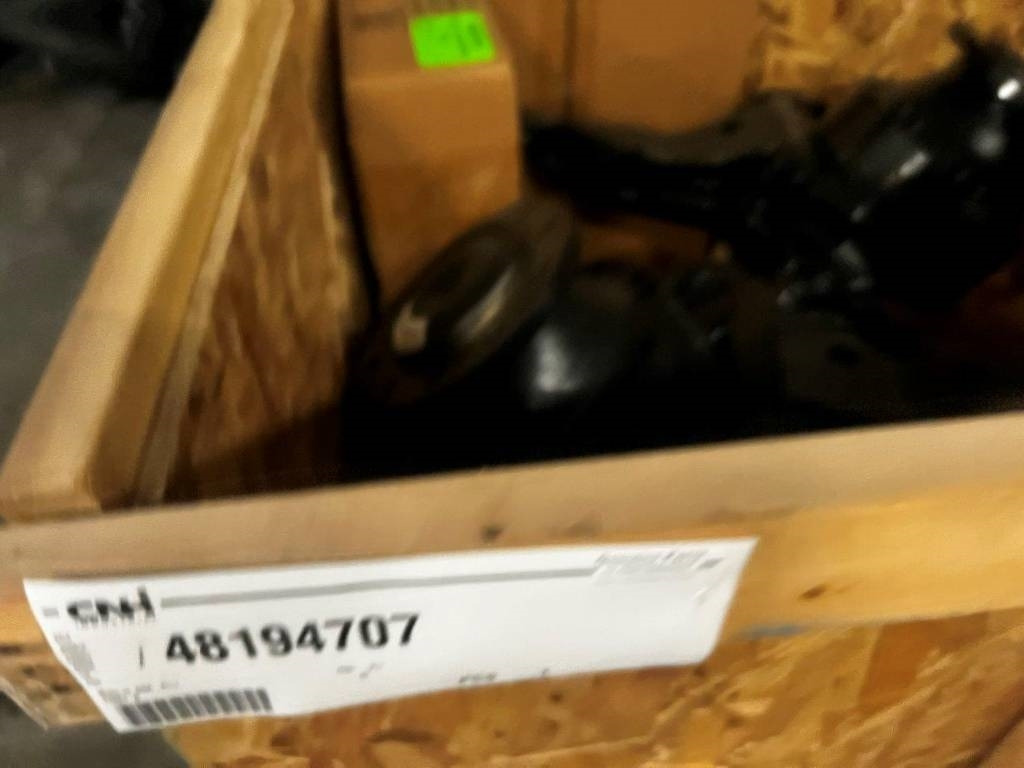 CNH Hydraulic drive - CNH - MG18 - Рамка/ Шасија за Земјоделска машина: слика 2 CNH Hydraulic drive - CNH - MG18 - Рамка/ Шасија за Земјоделска машина: слика 2