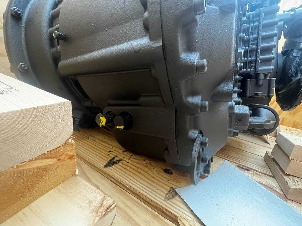 Нов Хидраулика за Земјоделска машина CNH Powershift - CNH / ZF - 4WG190 ZF: слика 10