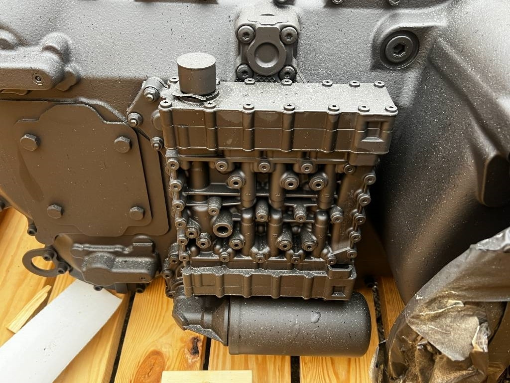 Нов Хидраулика за Земјоделска машина CNH Powershift - CNH / ZF - 4WG190 ZF: слика 6