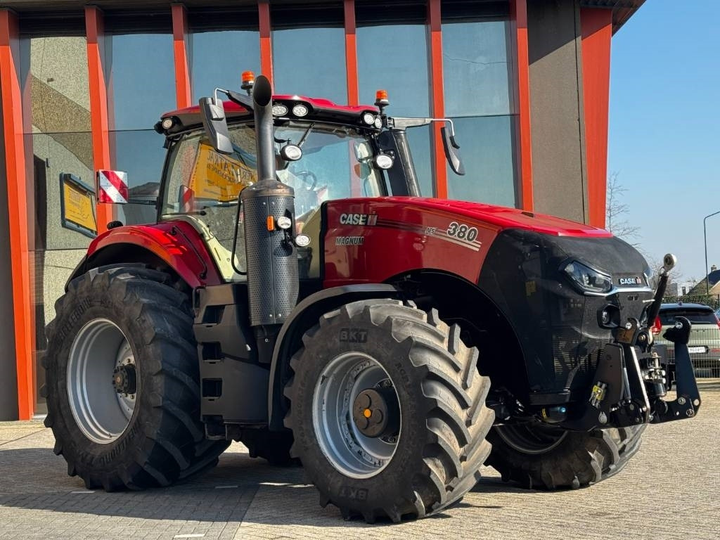 Лизинг на Case IH MAGNUM 380 CVX, AFS Connect, Frontlinkage, 2021!  Case IH MAGNUM 380 CVX, AFS Connect, Frontlinkage, 2021!: слика 10