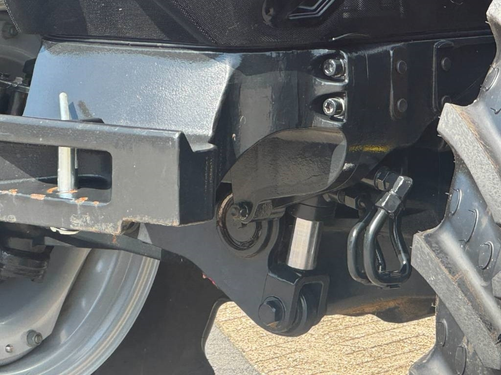 Case IH Vestrum 130CVX, suspension, air, 2023! - Трактор: слика 4 Case IH Vestrum 130CVX, suspension, air, 2023! - Трактор: слика 4