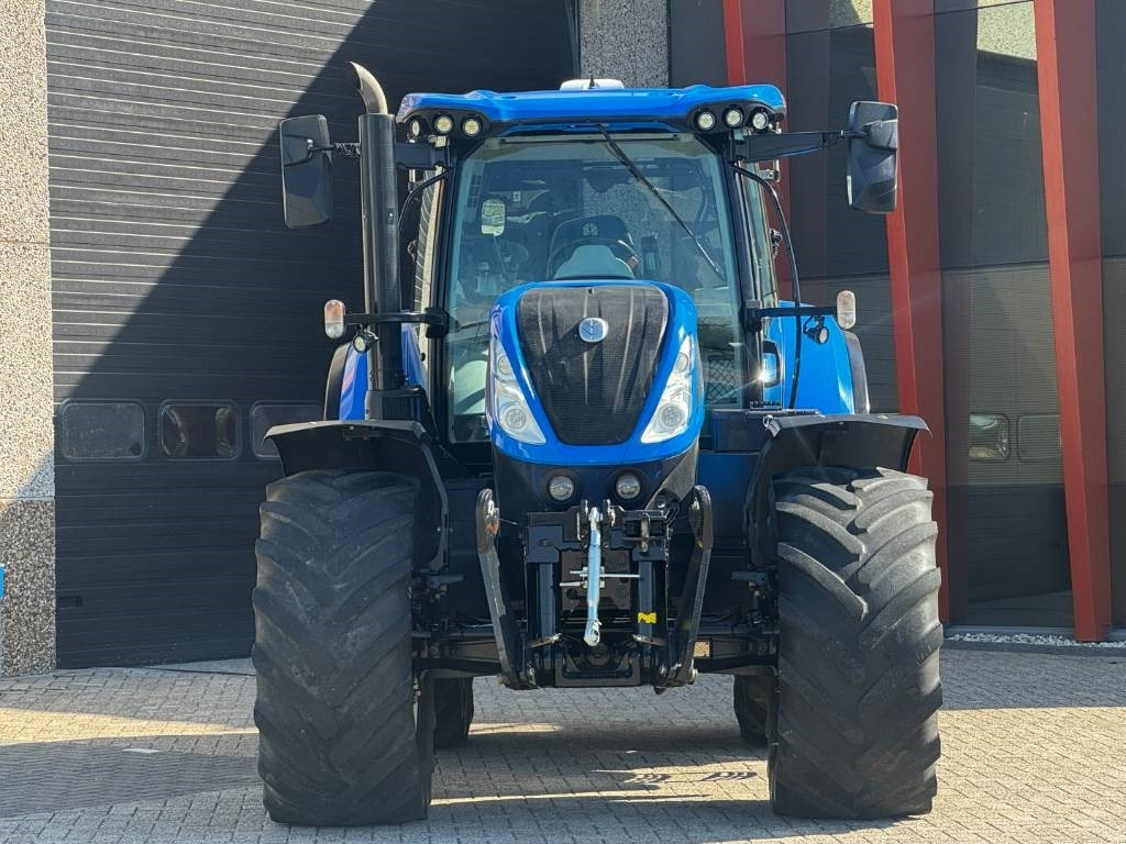 New Holland T7.245 Auto Command, GPS complete, frontlinkage  - Трактор: слика 5 New Holland T7.245 Auto Command, GPS complete, frontlinkage  - Трактор: слика 5
