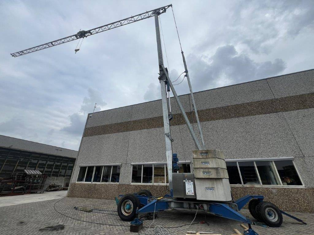 Soima Construction crane SOIMA SGH 19x28 - 28 mete - Кулски кран: слика 1 Soima Construction crane SOIMA SGH 19x28 - 28 mete - Кулски кран: слика 1