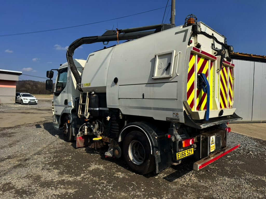 DAF LF180 - Возило за метење: слика 5 DAF LF180 - Возило за метење: слика 5