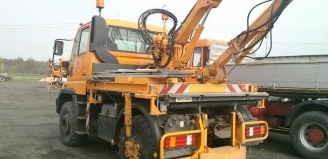 Dücker Kosiarka drogowa Mulag MHU 800 - Косилка за жива ограда: слика 1 Dücker Kosiarka drogowa Mulag MHU 800 - Косилка за жива ограда: слика 1