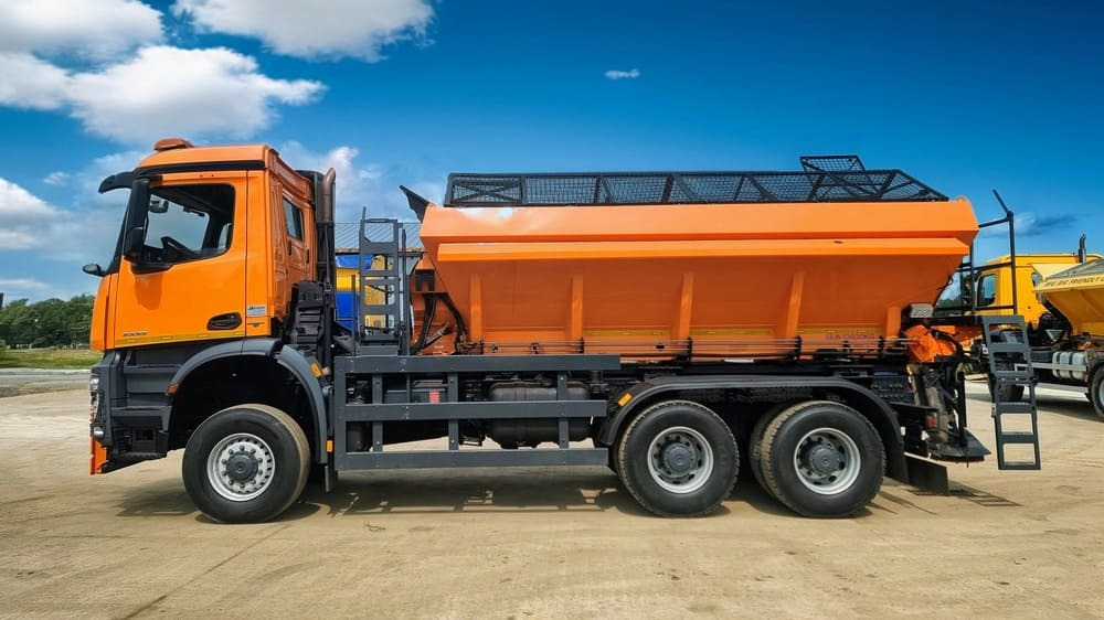 Mercedes-Benz AROCS 3333 6x6 - Камион: слика 2 Mercedes-Benz AROCS 3333 6x6 - Камион: слика 2