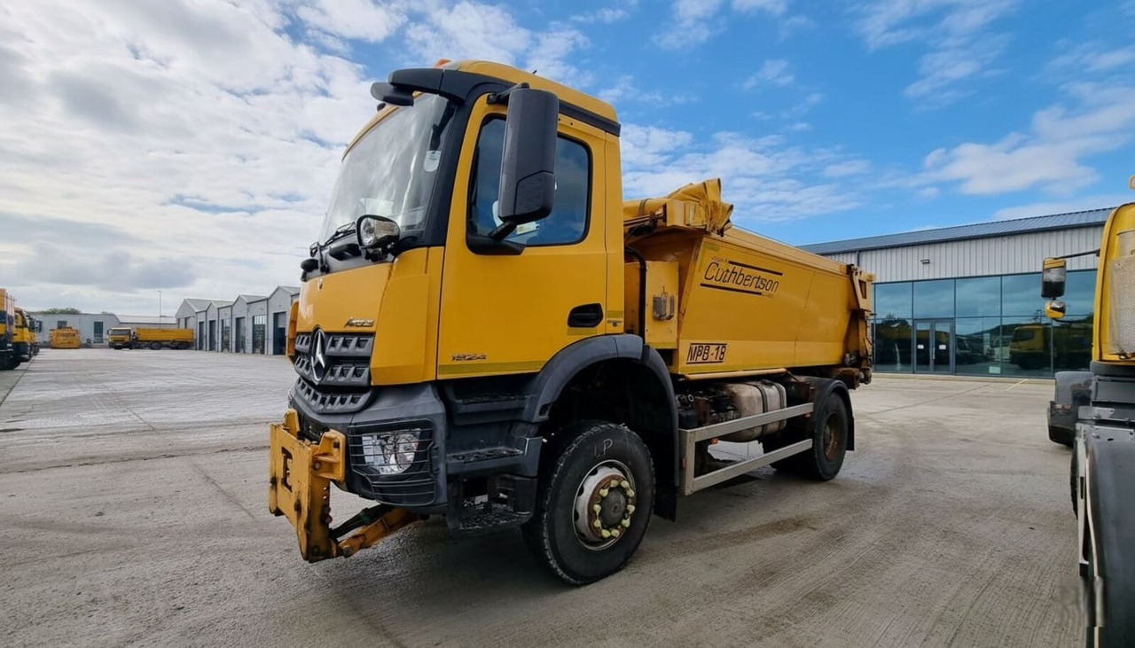 MERCEDES-BENZ Arocs 1824 / Cuthbertson MPB-18 - Кипер: слика 1 MERCEDES-BENZ Arocs 1824 / Cuthbertson MPB-18 - Кипер: слика 1