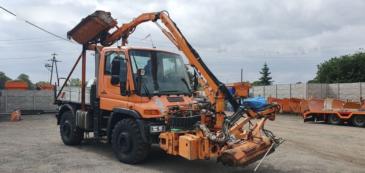 SCHMIDT DUCKER MULAG MKM700 - Косилка за жива ограда: слика 4 SCHMIDT DUCKER MULAG MKM700 - Косилка за жива ограда: слика 4