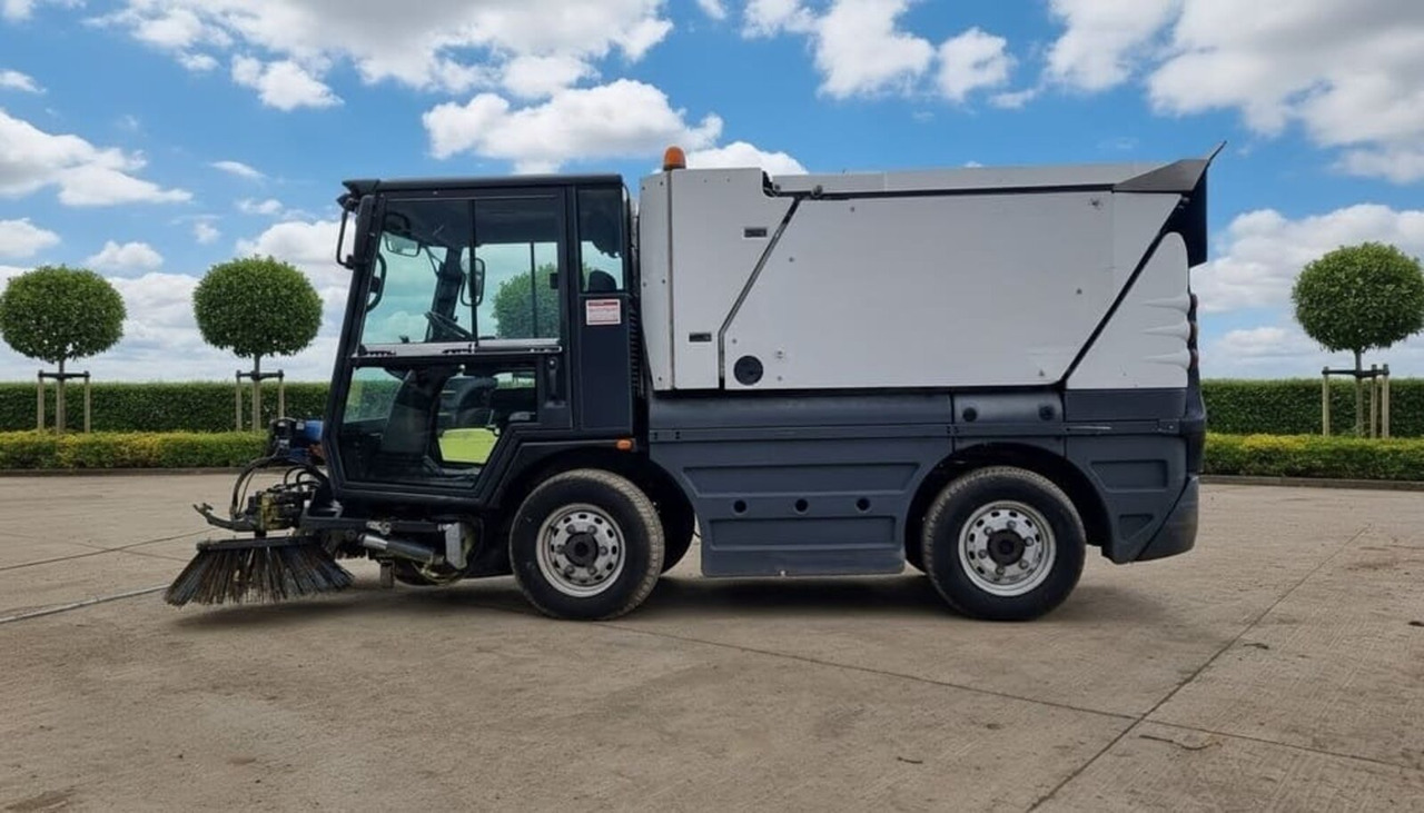 SCHMIDT Swingo 200+ - Возило за метење: слика 2 SCHMIDT Swingo 200+ - Возило за метење: слика 2