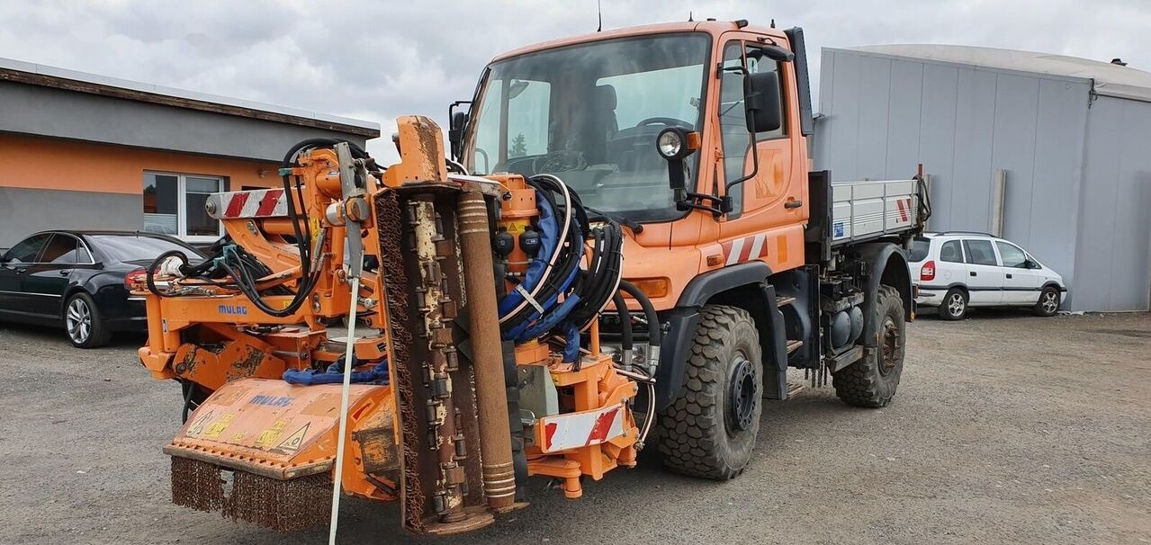 TANDEM MULAG MKF 600 + MRM/MRF 300 - Косилка за жива ограда: слика 2 TANDEM MULAG MKF 600 + MRM/MRF 300 - Косилка за жива ограда: слика 2