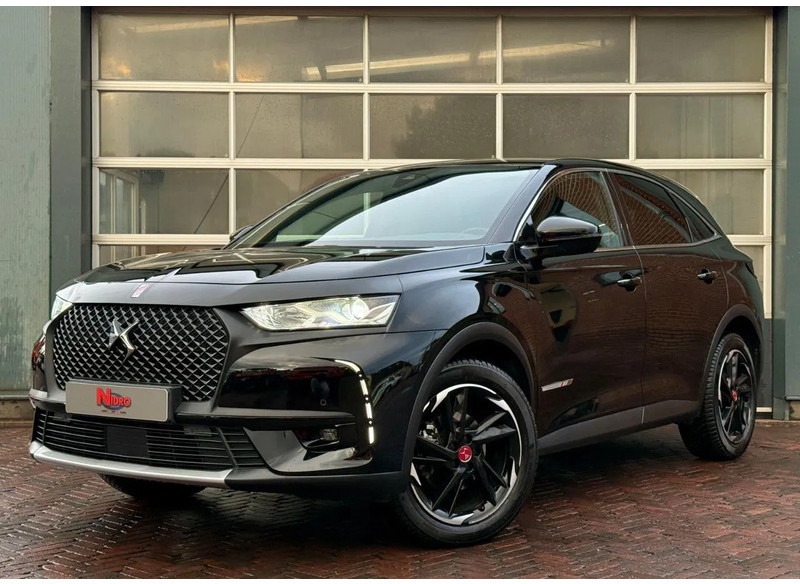 DS Ds 7 Crossback DS Performance Line NL Auto 360 Cam Xenon Led Groot Navi Leder/ Alcantara Cruise Lmv Veel Opties! - SUV: слика 2 DS Ds 7 Crossback DS Performance Line NL Auto 360 Cam Xenon Led Groot Navi Leder/ Alcantara Cruise Lmv Veel Opties! - SUV: слика 2