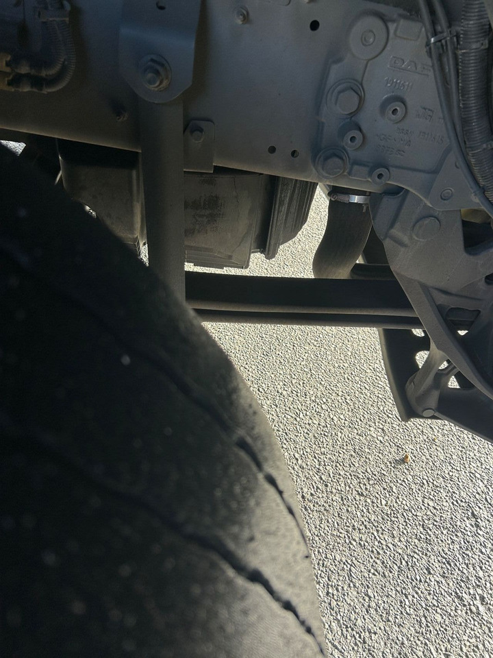 DAF XF 480 XF480 Super Space Very complete trucks More pc available - Камион влекач: слика 4 DAF XF 480 XF480 Super Space Very complete trucks More pc available - Камион влекач: слика 4