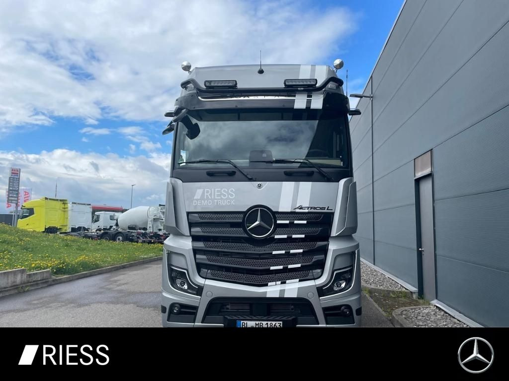 Mercedes-Benz Actros 1863 LS 4x2 - Камион: слика 1 Mercedes-Benz Actros 1863 LS 4x2 - Камион: слика 1