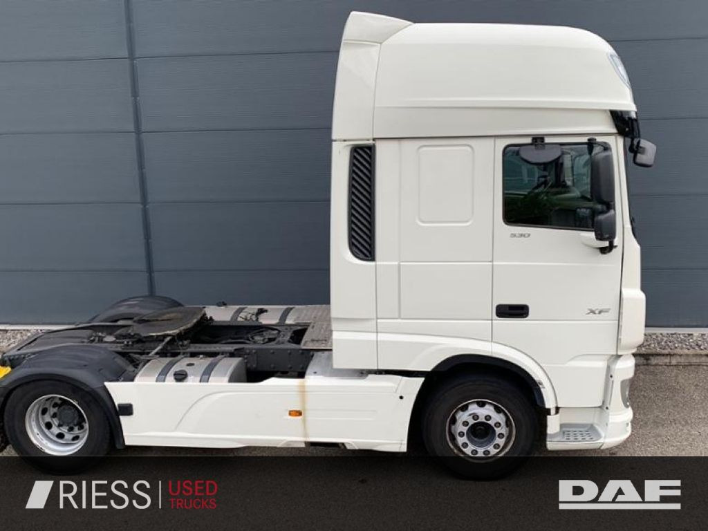 DAF XF 530 FT AUT LED LM SpurH SpurW - Камион влекач: слика 2 DAF XF 530 FT AUT LED LM SpurH SpurW - Камион влекач: слика 2