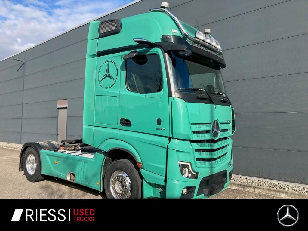 Mercedes-Benz 1853 LS Giga Space Alcoa Hydraulik BiXenon STH - Камион влекач: слика 1 Mercedes-Benz 1853 LS Giga Space Alcoa Hydraulik BiXenon STH - Камион влекач: слика 1
