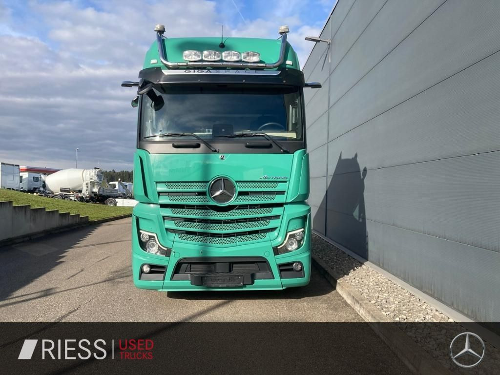 Mercedes-Benz 1853 LS Giga Space Alcoa Hydraulik BiXenon STH - Камион влекач: слика 5 Mercedes-Benz 1853 LS Giga Space Alcoa Hydraulik BiXenon STH - Камион влекач: слика 5