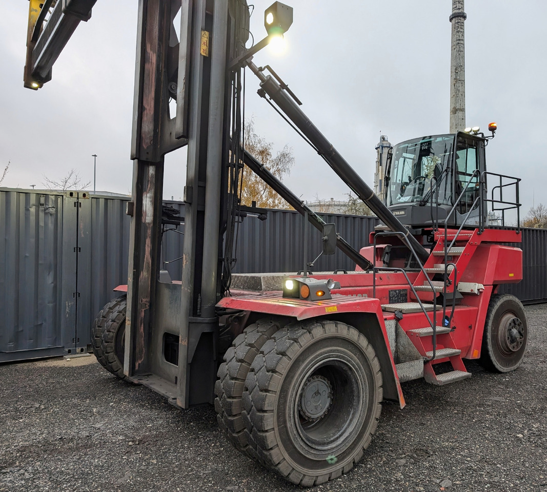 KALMAR DCG100-45ED7 - Ракувач со контејнери: слика 1 KALMAR DCG100-45ED7 - Ракувач со контејнери: слика 1
