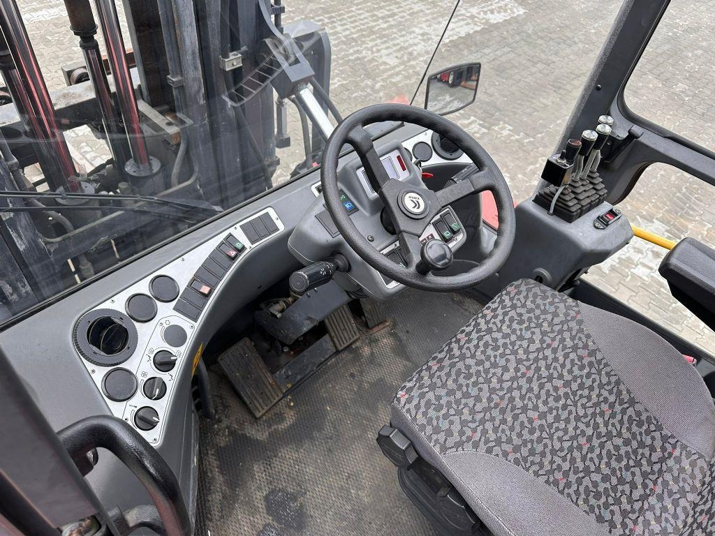 Дизел вилушкар Kalmar DCD250-12LB: слика 8