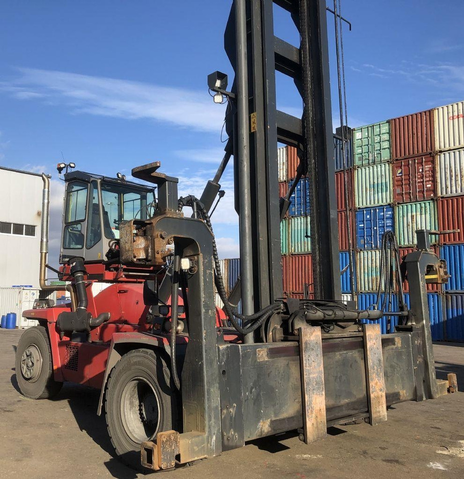 Kalmar DCF100-45E7 - Ракувач со контејнери: слика 2 Kalmar DCF100-45E7 - Ракувач со контејнери: слика 2