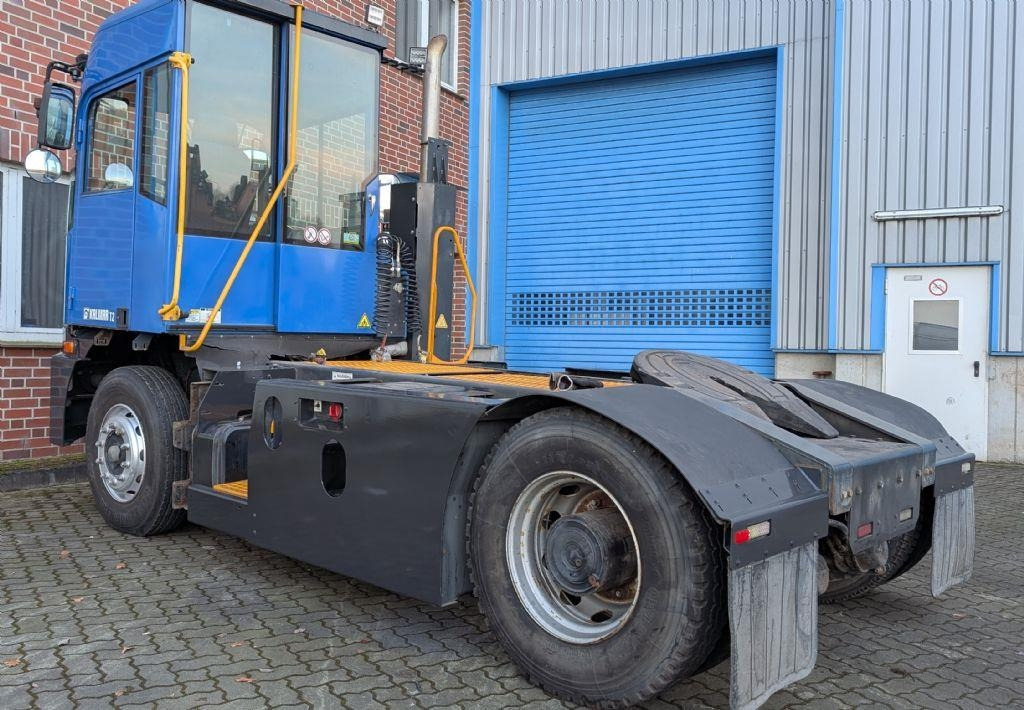 Kalmar T2 - Трактор на терминалот: слика 3 Kalmar T2 - Трактор на терминалот: слика 3