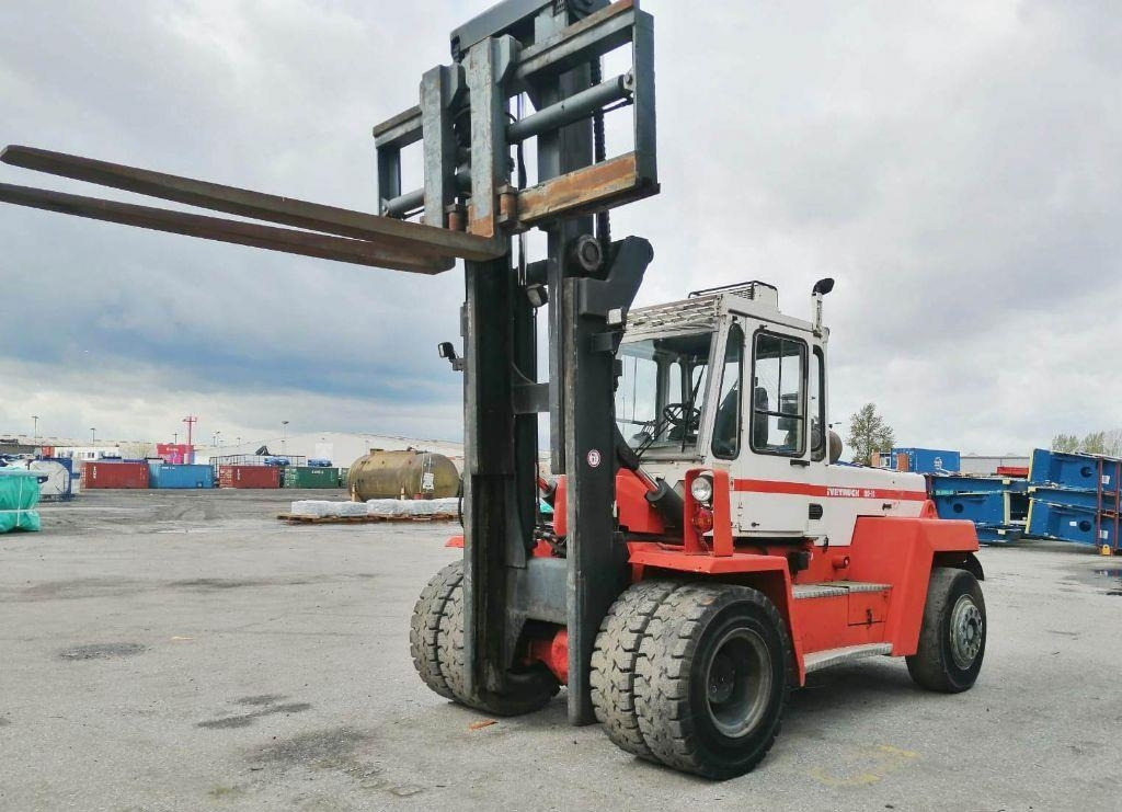 Svetruck 13,6-120-32 - Дизел вилушкар: слика 1 Svetruck 13,6-120-32 - Дизел вилушкар: слика 1