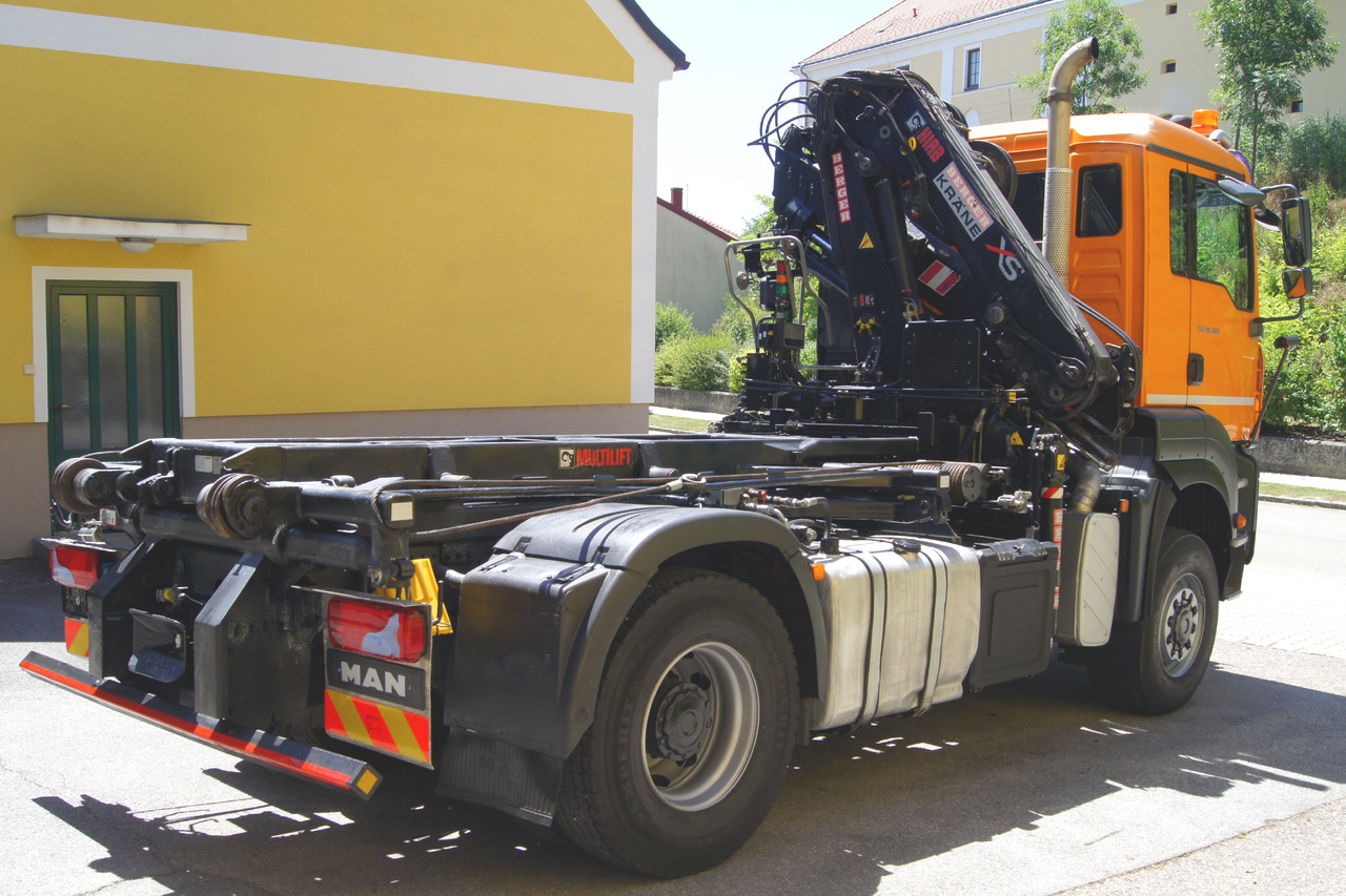 MAN TGA 18.360 BL 4x4/Euro4/TÜV/HIAB 111 korbfähig/MULTILIFT/Winterdienst - Кипер, Камион со кран: слика 5 MAN TGA 18.360 BL 4x4/Euro4/TÜV/HIAB 111 korbfähig/MULTILIFT/Winterdienst - Кипер, Камион со кран: слика 5