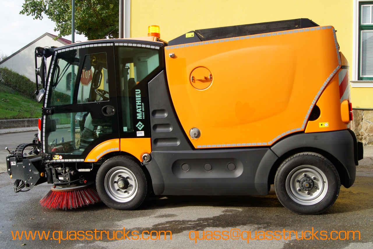 MATHIEU Azura Flex MC210 3-rd brush / EURO 6 - Возило за метење: слика 4 MATHIEU Azura Flex MC210 3-rd brush / EURO 6 - Возило за метење: слика 4